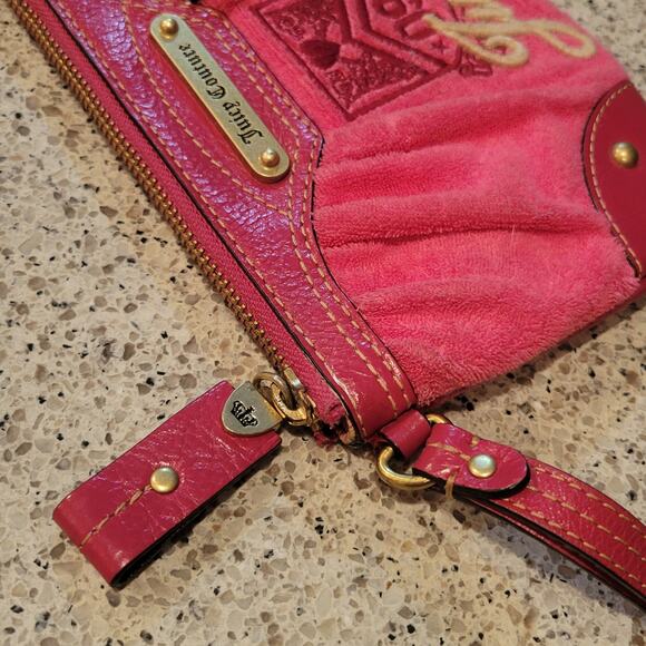 Juicy Couture Pink Velour Leather 09 Charge It! Chain Charm Y2K Wristlet Clutch - Picture 11 of 13